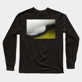 Foggy Kalfafell Mountains Long Sleeve T-Shirt